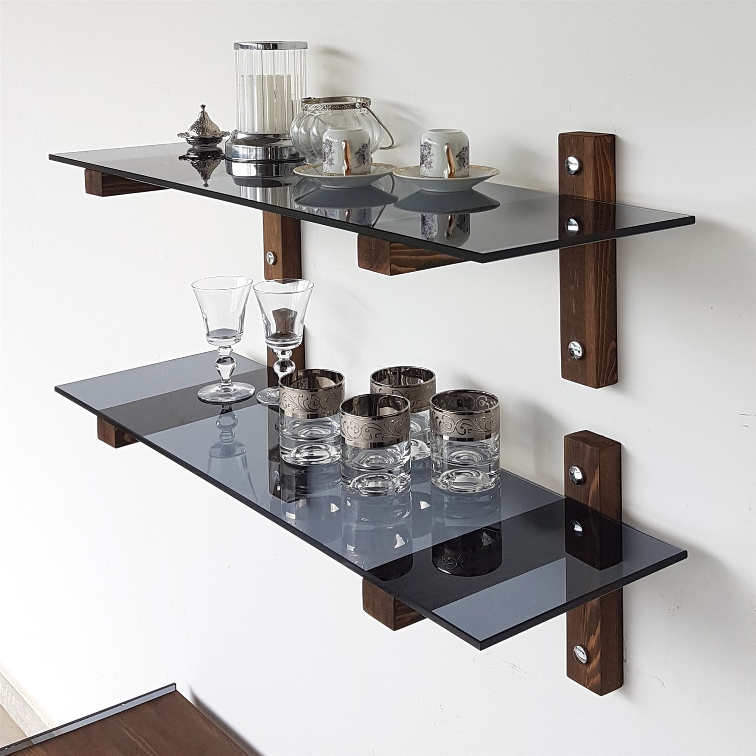 R202 Walnut Fume