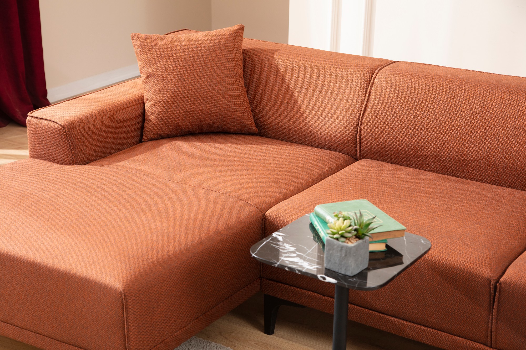 Petra L Corner - Orange