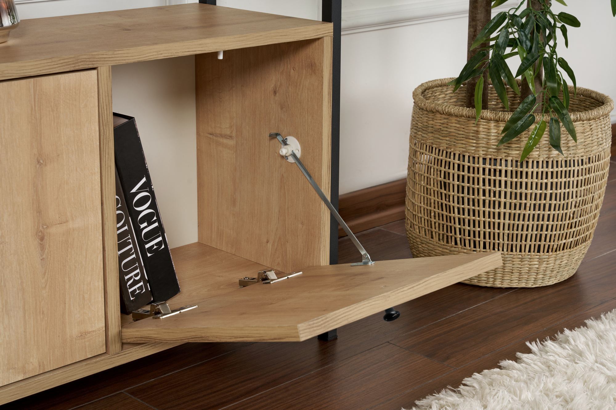 Solace - Oak, Black Oak Black