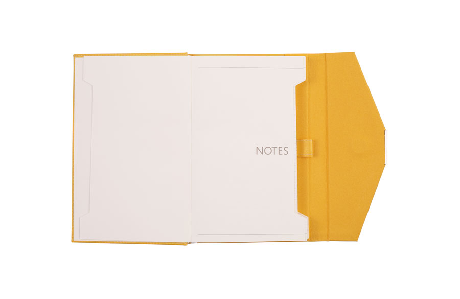 ULTRA Notes sa magnetnim preklopom A5